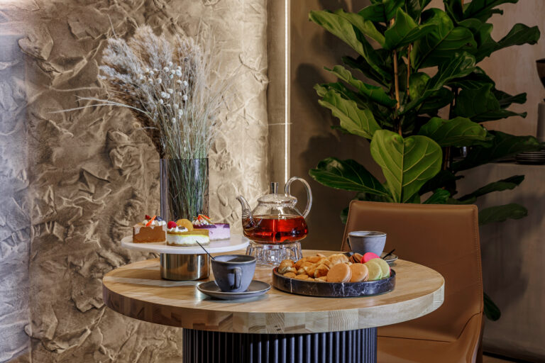 Банкетные залы Аманд Холл с видом на Неву в СПб