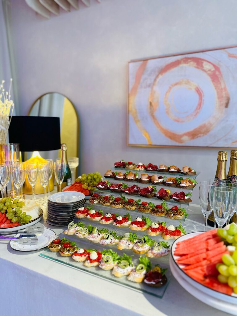 AMAND HALL - Три современных банкетных зала в СПб с панорамным видом на Неву