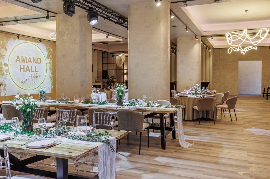 AMAND HALL - Три современных банкетных зала в СПб с панорамным видом на Неву