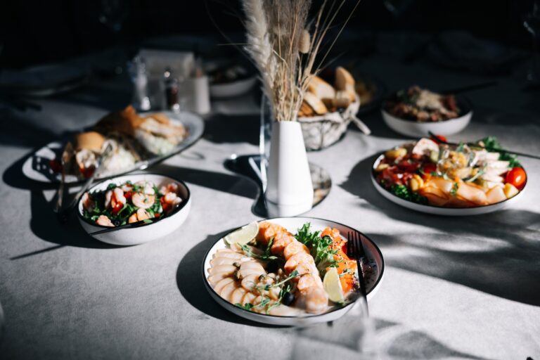 AMAND HALL - Три современных банкетных зала в СПб с панорамным видом на Неву