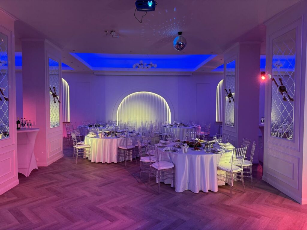 AMAND HALL - Три современных банкетных зала в СПб с панорамным видом на Неву